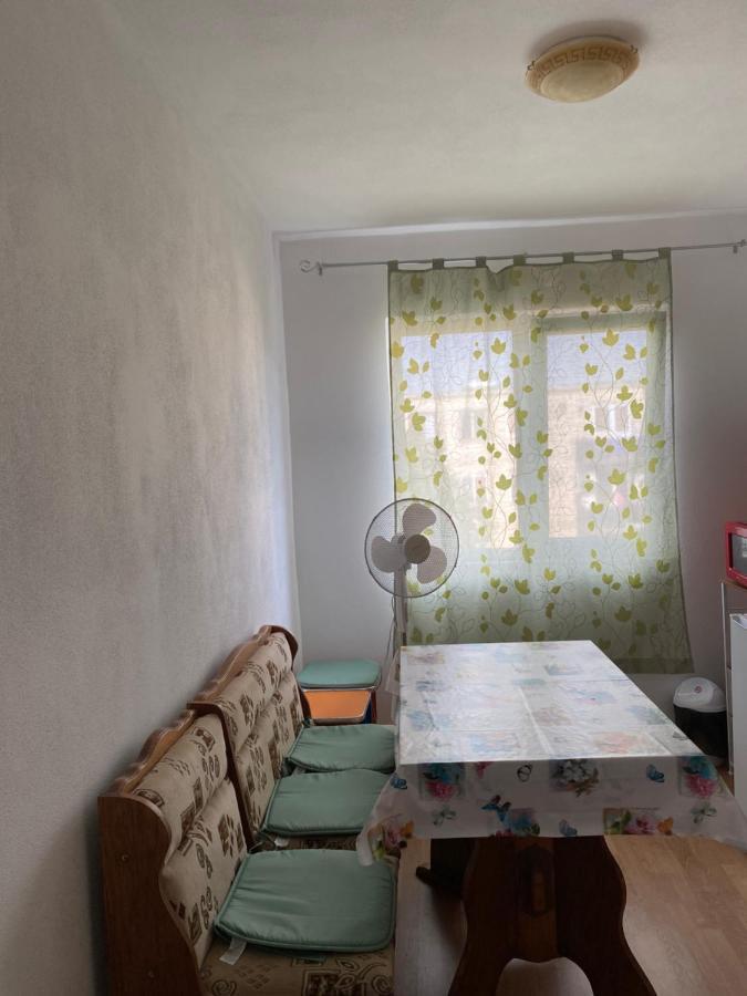 Apartament Ally'S Orşova Exterior foto