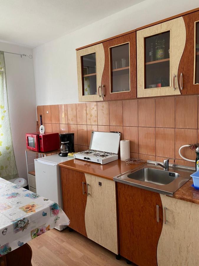 Apartament Ally'S Orşova Exterior foto