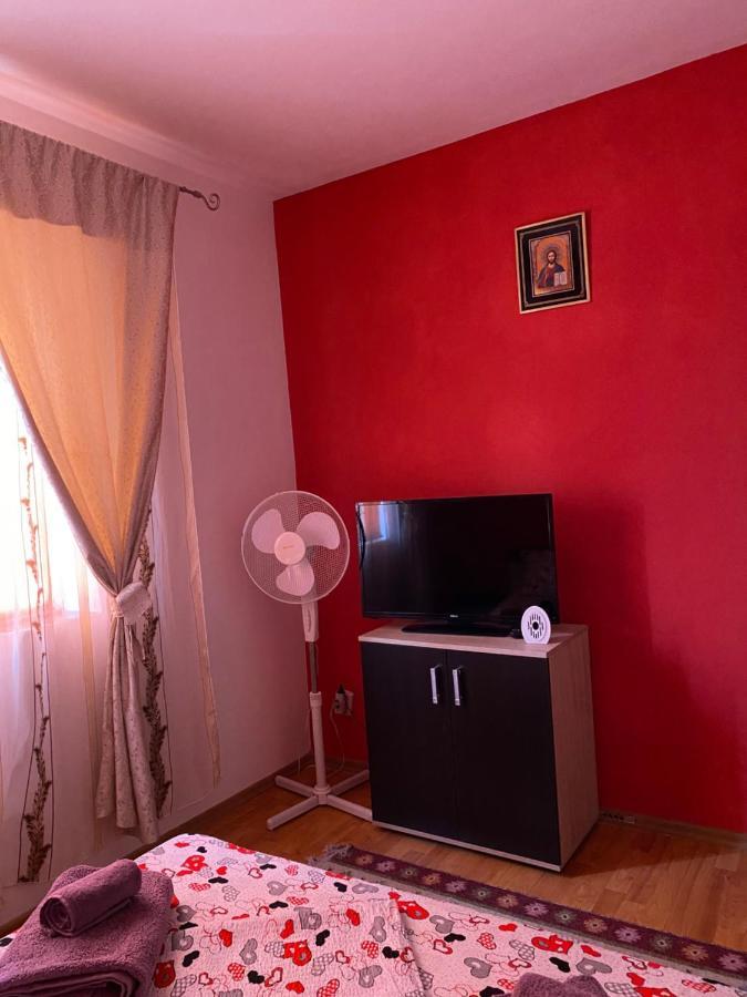 Apartament Ally'S Orşova Exterior foto